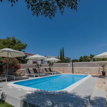 Tome-2 By Interhome *