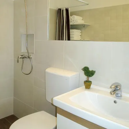 Tome - Vir129 By Interhome * Vir